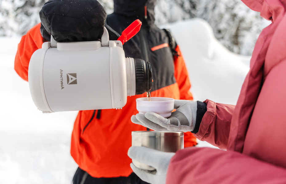 Термос со складной ручкой и ситом