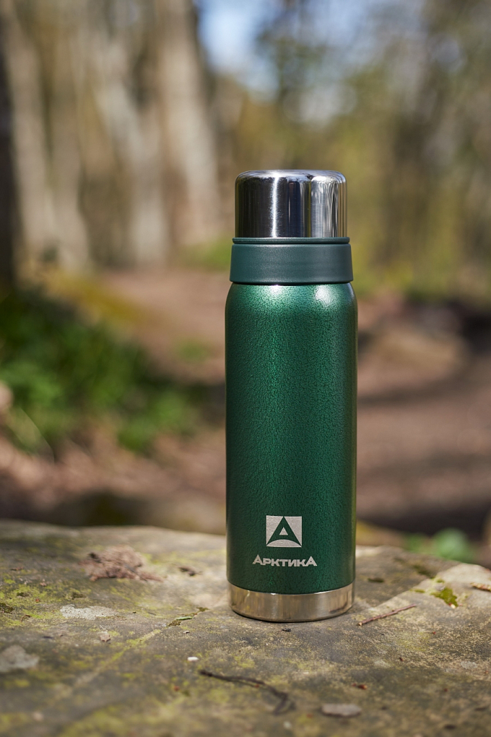 Термос 0.75л серии 106 зелёный с узким горлом и молотковой эмалью - 2
