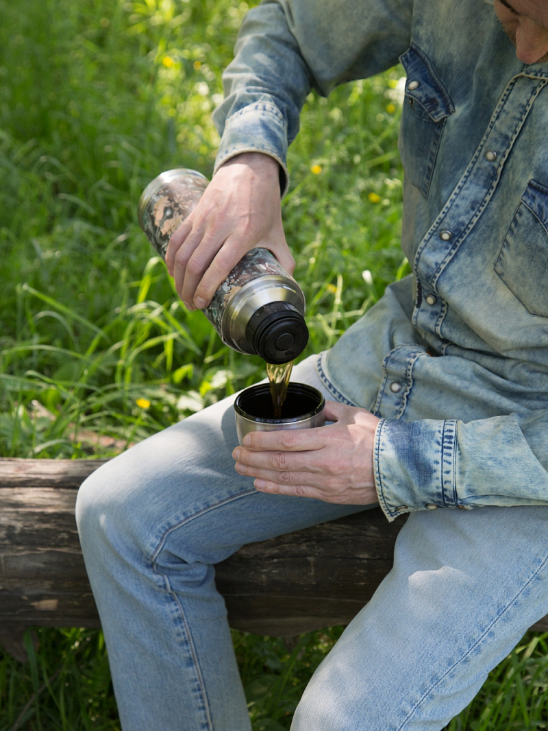 Термос 1л серии 108 с оплёткой из экокожи цвета хаки - 4