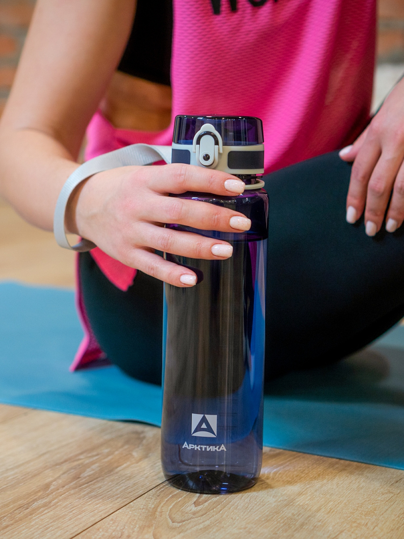 Тритановая бутылка 0.5л серии 720 глянцевая синяя с ситечком - 2