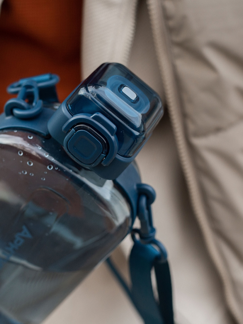 Тритановая бутылка 0.75л серии 724 «Нордик» на ремне (уценка) - 4