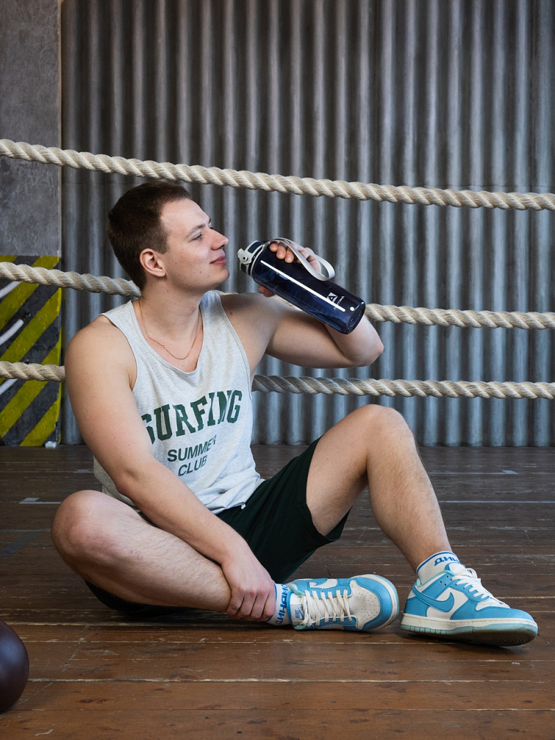 Тритановая бутылка 1л серии 720 глянцевая синяя с ситечком - 4