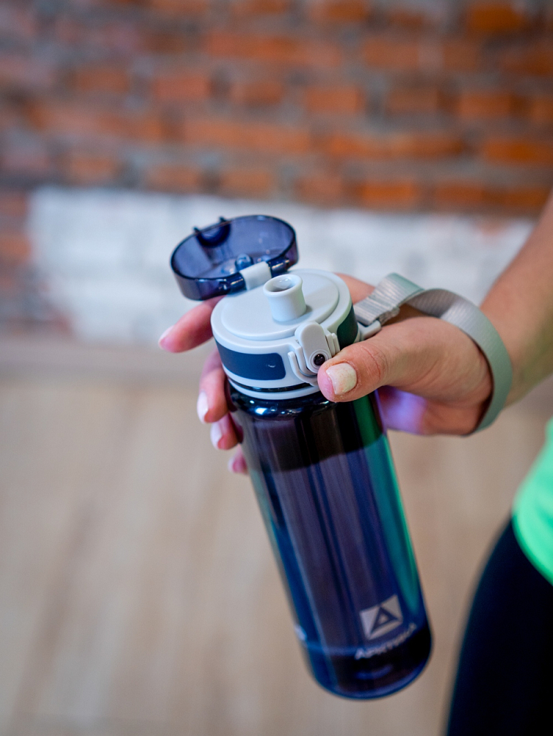 Тритановая бутылка 0.5л серии 720 глянцевая синяя с ситечком - 6