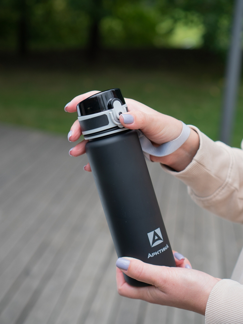 Тритановая бутылка 0.5л серии 720 матовая чёрная с ситечком - 2