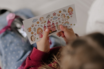 Наклейки для игры и творчества